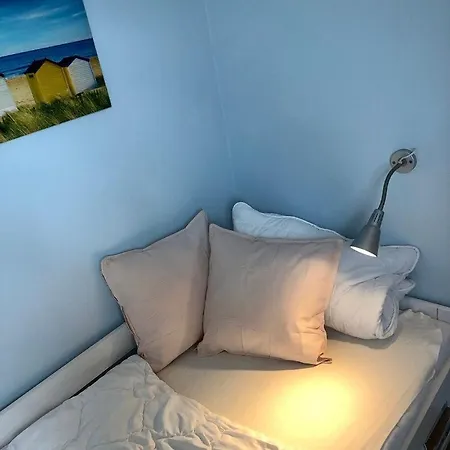 - Haus F, App 0f1405 Διαμέρισμα
